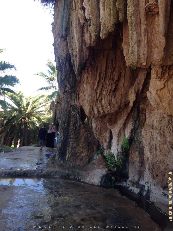 HAMMAM BOU HADJAR  (7) LA SOURCE DES EAUX THERMALES.jpg